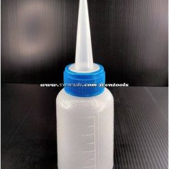 ขวดบีบน้ำมันเครื่อง กาบีบน้ำมันพลาสติก ขนาด 150ซีซี