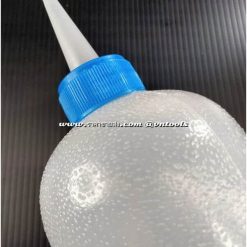 ขวดบีบน้ำมันเครื่อง กาบีบน้ำมันพลาสติก ขนาด 300ซีซี