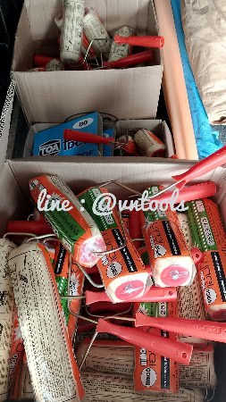 ลูกกลิ้งทาสี และกระดาษทราย ส่งลูกค้า สามพราน นครปฐม